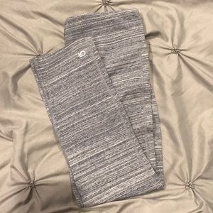 GapFit Gfast Heathered Capris